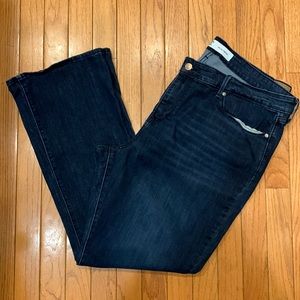 EUC Women’s Levi’s Bootcut Jeans SZ-20